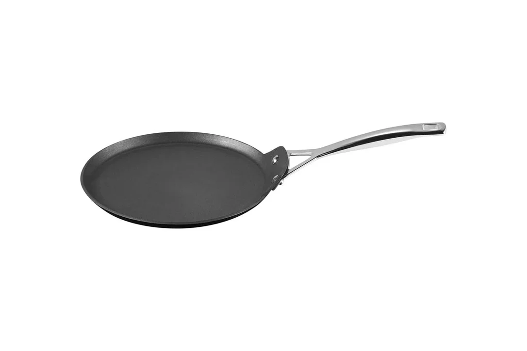 kueche-und-tisch-156003